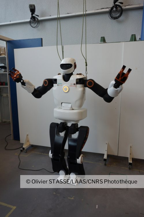 Pyrène, un robot humanoïde | CNRS Images